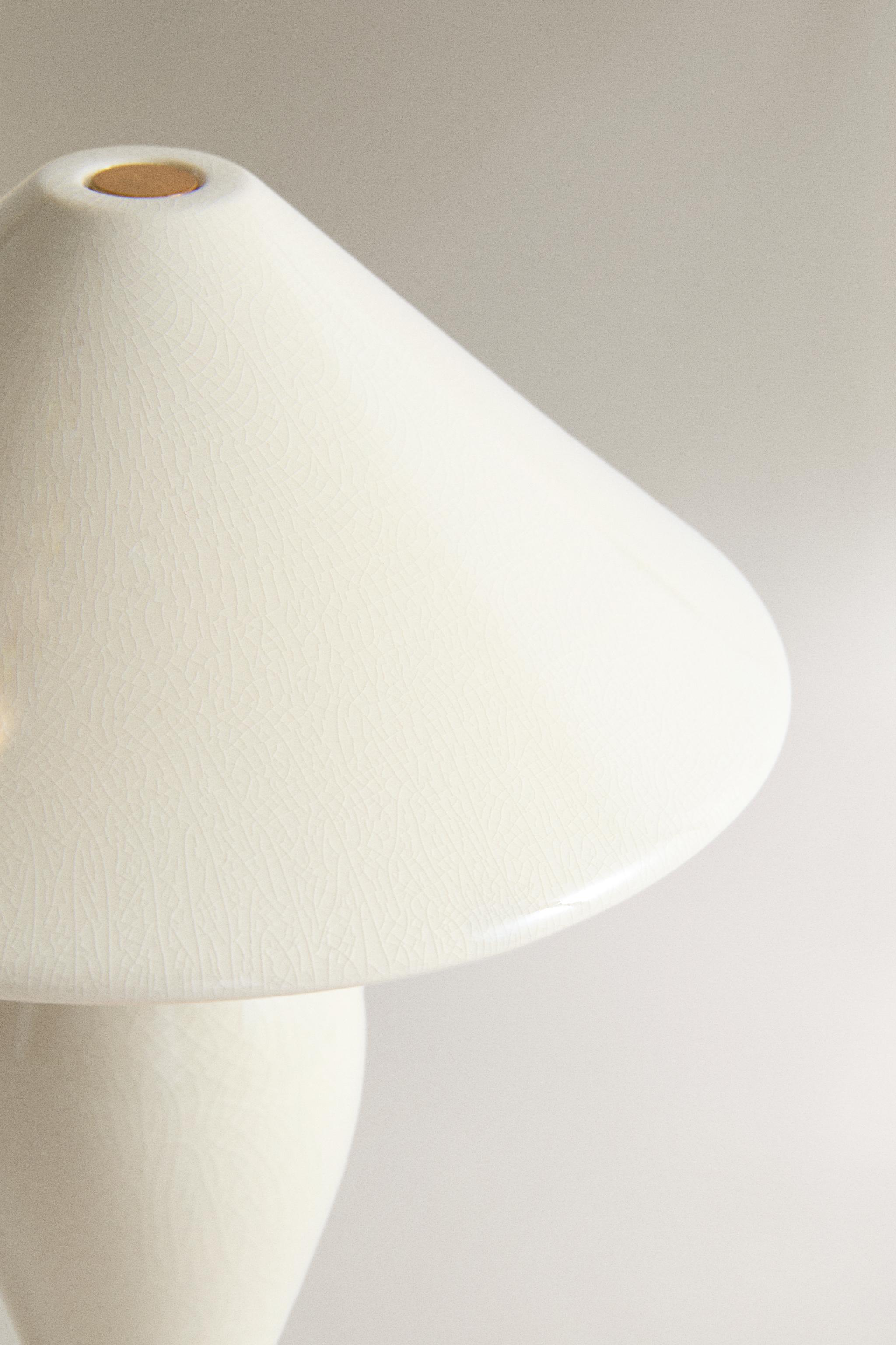 CORDLESS CERAMIC LAMP